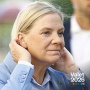 Socialdemokraternas partiledare Magdalena Andersson (S) håller pressträff vid Sofia skola i Stockholm.