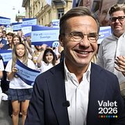 Ulf Kristersson ska under söndagen ha skickat ett meddelande till Magdalena Andersson där han bad S att rösta ja till slopad straffrabatt. Andersson gav honom kalla handen men meddelade att hon ”gärna sätter sig ner” för att diskutera frågan, enligt uppgifter till Expressen.