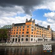 Rosenbad och riksdagshuset i Stockholm.