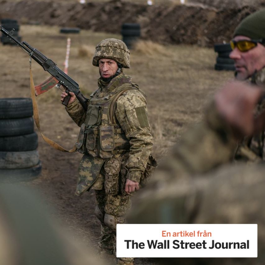 Ukrainian soldiers train in the eastern region of Donetsk.